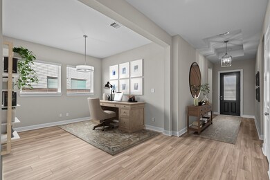 Virtually staged to give you the visual you need t