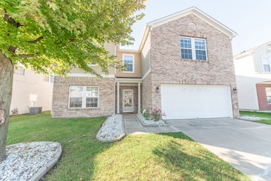 2977 Sentiment Ln, Greenwood, IN 46143 - photo 2