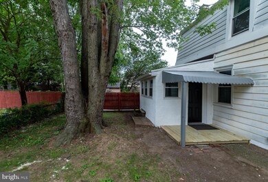 164 S Franklin St, Pottstown, PA 19464 - photo 2