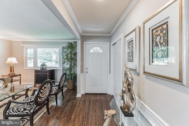 433 Parkview Dr, Mount Holly, NJ 08060 - photo 4