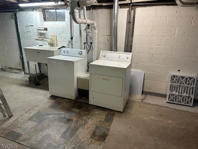 26 Gillies St, Clifton, NJ 07013 - photo 5