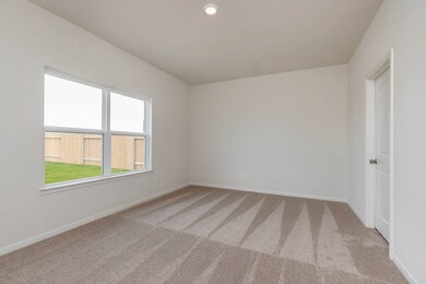 10679 Lost Maples Dr, Cleveland, TX 77328 - photo 5