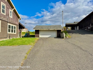 8 Forest Hills Ave, Catskill, NY 12414 - photo 6