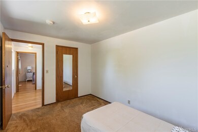 9726 228th Place SW, Edmonds, WA 98020 - photo 5