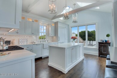 633 Steamboat Rd unit 4, Greenwich, CT 06830 - photo 4