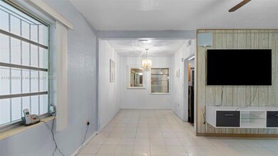 521 SE 5th St, Hialeah, FL 33010 - photo 5