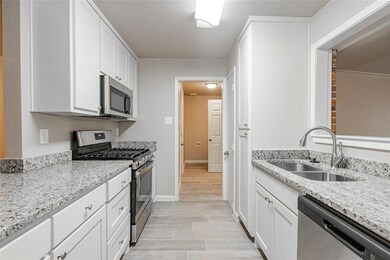 406 Hogle St, Weatherford, TX 76086 - photo 5