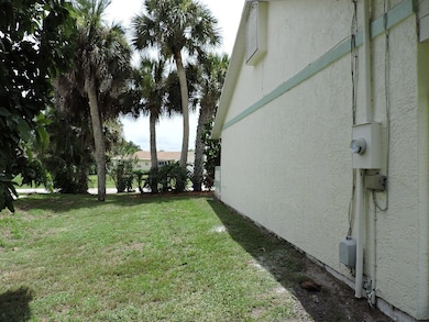 104 Redgrave Dr, Sebastian, FL 32958 - photo 7