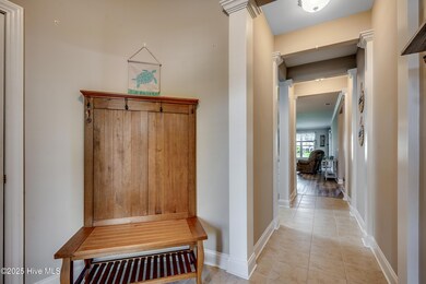 700 Pickering 103 014