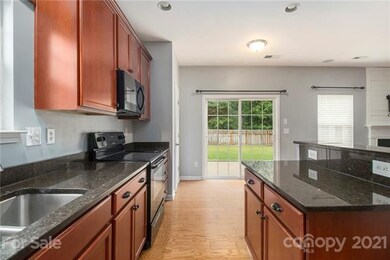 1637 Beleek Ridge Ln, Clover, SC 29710 - photo 2