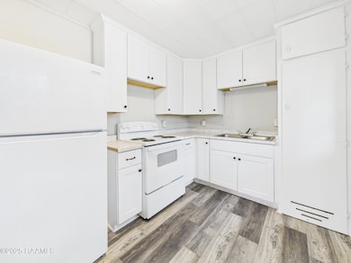 906 Center St, Lafayette, LA 70501 - photo 3