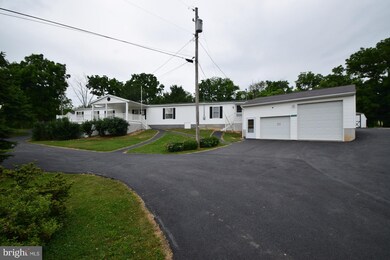 1177 East Ave, Waynesboro, PA 17268 - photo 3