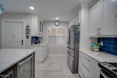 12621 Kelly Sands Way unit 309, Fort Myers, FL 33908 - photo 3