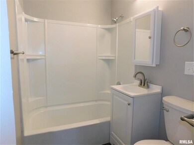 1111 W 10th St, Davenport, IA 52804 - photo 7