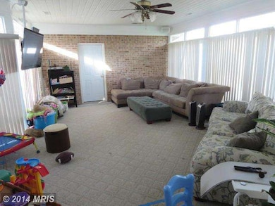 3400 Elsa Ave, Waldorf, MD 20603 - photo 5