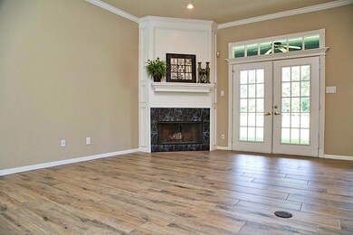 9210 Diamante Dr, Magnolia, TX 77354 - photo 6