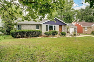 1040 E Kingsbury St-3