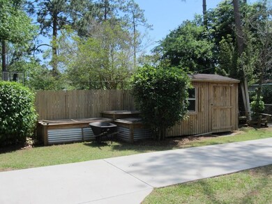 1805 W Lakeridge Dr, Albany, GA 31707 - photo 4