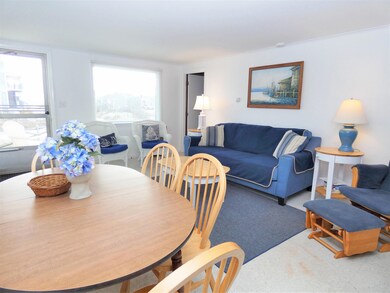 1 - Living Area - 4
