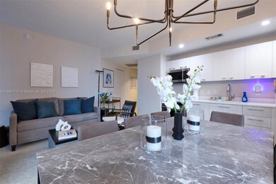 55 SW 9th St unit 1808, Miami, FL 33130 - photo 5