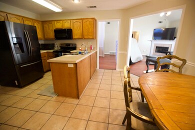 5 - KITCHEN