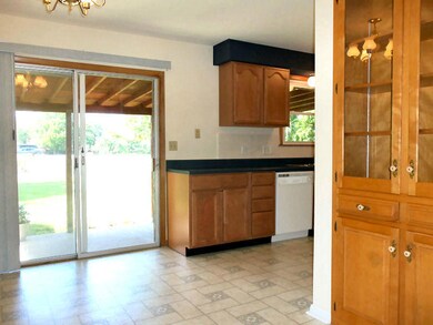 #5-dining room
