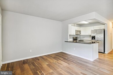 85 Ashlar Hill Ct, Parkville, MD 21234 - photo 7