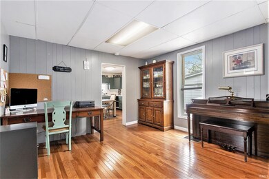 358 S Nappanee St, Nappanee, IN 46550 - photo 7