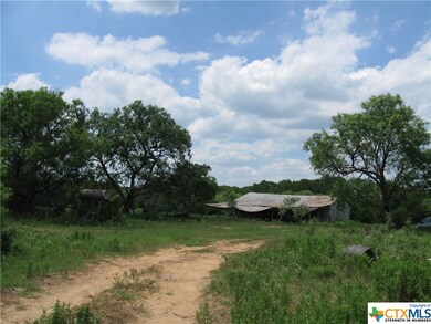 Approx. 40' x 43' Cattle/Hay Barn