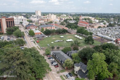 211 Versailles Blvd unit 5, Lafayette, LA 70501 - photo 3