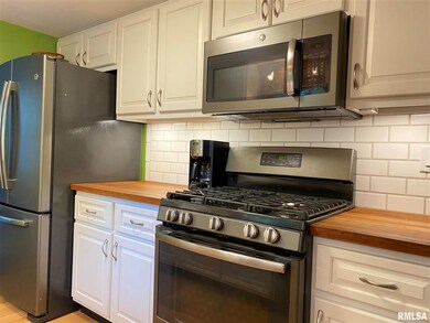 3934 Fernwood Ave, Davenport, IA 52807 - photo 4