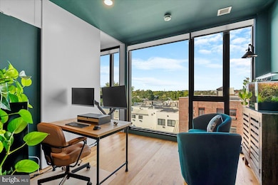 Chapman Stables unit 526, Washington, DC 20001 - photo 7