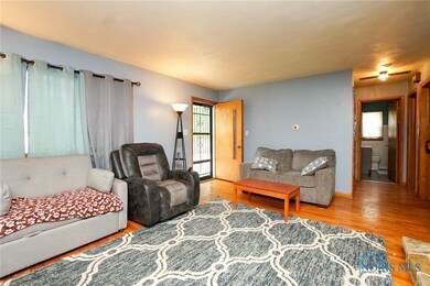 631 Winfield Ave, Findlay, OH 45840 - photo 4