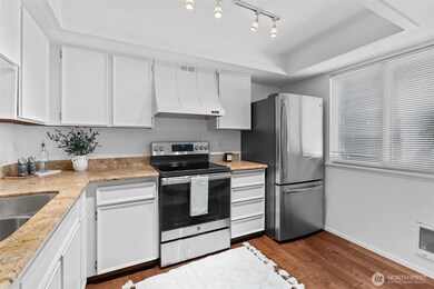 9725 Bristonwood Dr W unit 2B, University Place, WA 98467 - photo 5