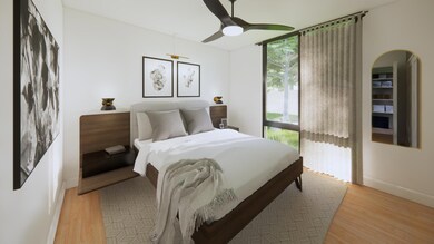 800 SF Main Bedroom