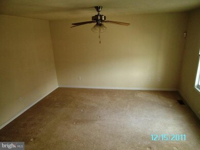 1132 Settlers Landing Dr, Tappahannock, VA 22560 - photo 4