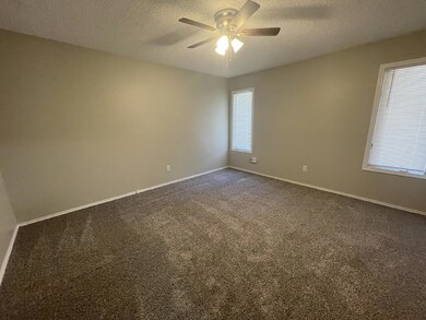 6724 4th St unit A, Lubbock, TX 79416 - photo 5