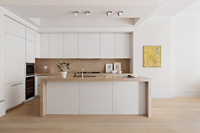 Huys unit 8D, New York, NY 10016 - photo 3