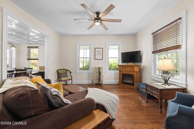 565 E 3rd St, Bloomsburg, PA 17815 - photo 6