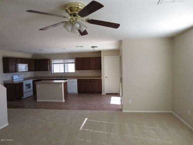 family room (3)