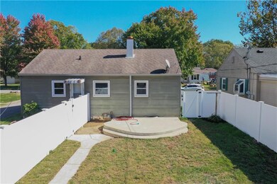 2544 Pearl St, Columbus, IN 47201 - photo 3