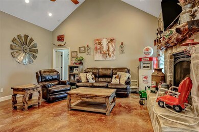 220 Tate Cir, Sherman, TX 75090 - photo 6