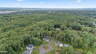 76 Tamarack Ln, Schenectady, NY 12309 - photo 3