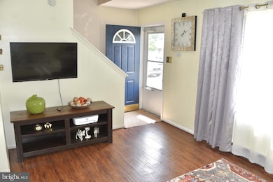 3341 Raymond St, Reading, PA 19605 - photo 3