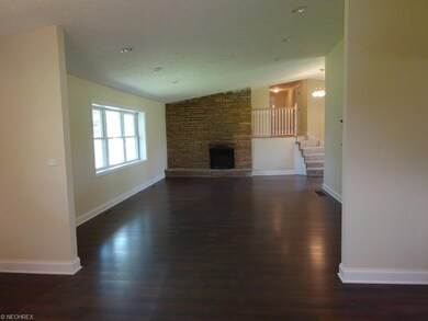 Living Rm w/WBFP