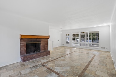 2381 Pagel Rd, Saint Paul, MN 55120 - photo 7