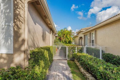 005-8581MangroveCay-WestPalmBeach-FL-sma
