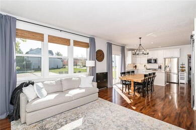 11783 Stepping Stone Dr, Fishers, IN 46037 - photo 4