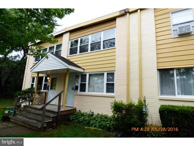 844 Wedgewood Dr, Lansdale, PA 19446 - photo 2