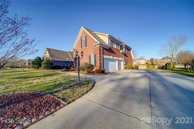 LOTS OF SPACE IN THIS HOME AND A 3-CAR GARAGE